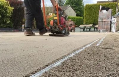 Surfacing driveway