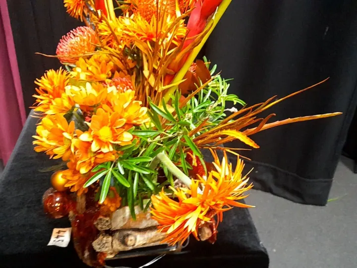 Flower Club 7