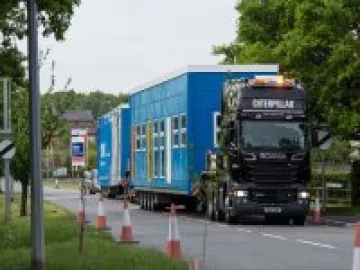 First 2 arrive 7 00am 220150527 fb