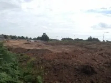 Taylor Wimpey earthmound