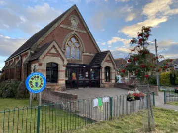 Upton exterior2