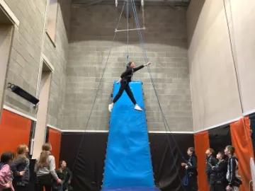 7B8B2387-B21C-4A71-A502-9C2CB5935DB5