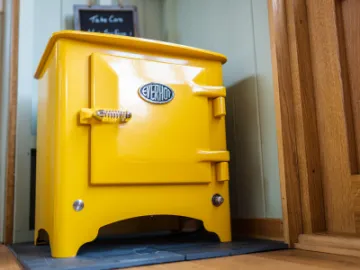 Overwater Luxury Glamping Wellington Interior 33