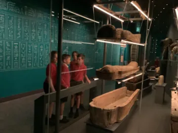 ABA1886D-D2B0-4F21-8CBF-C0DE5A6D687B