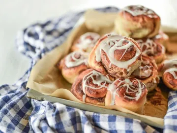 Cinnamon rolls, dessert, pastry, sweet, baked