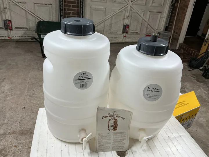 Items for sale &ndash; Brewing barrels and bottles &pound;10