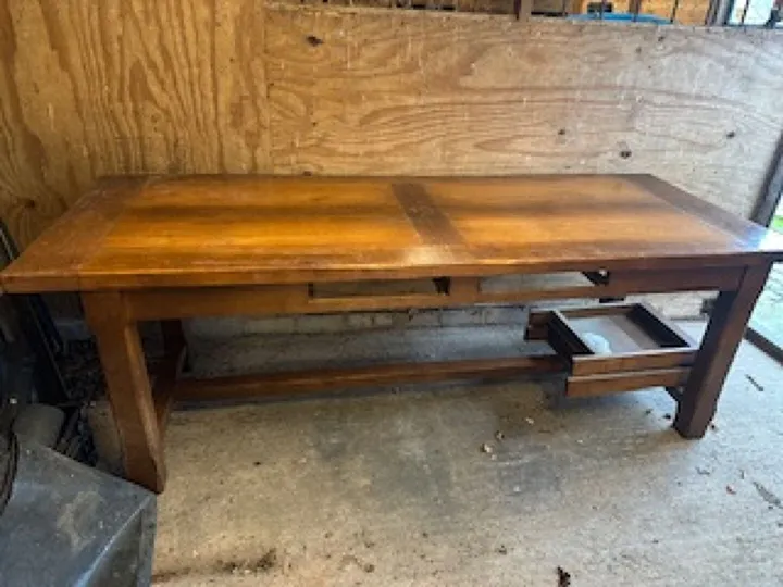 Items for sale
– Large Dark French Oak Dining Table £600