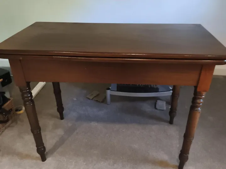 Items for sale &ndash; Mahogany Table &pound;45