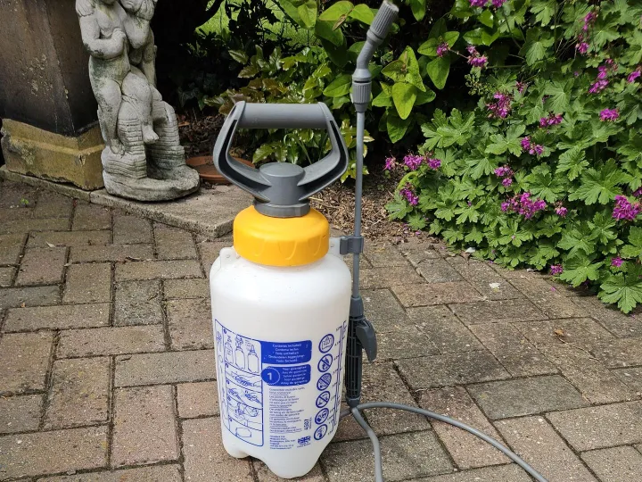 Items for sale
– Hozelock 5 lts garden spay little used £12.00