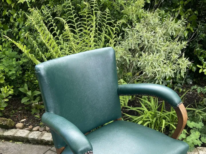 Items for sale
– Padded hardwood chair £50