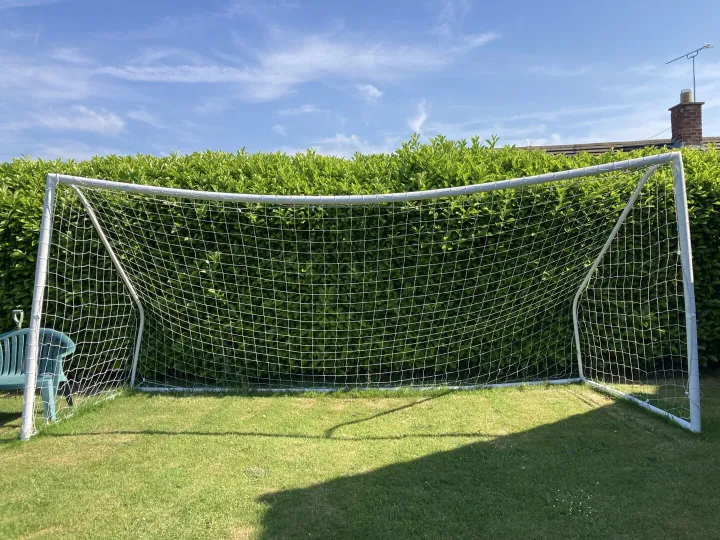 Items for sale
– Forza Match Football Goal Post £25