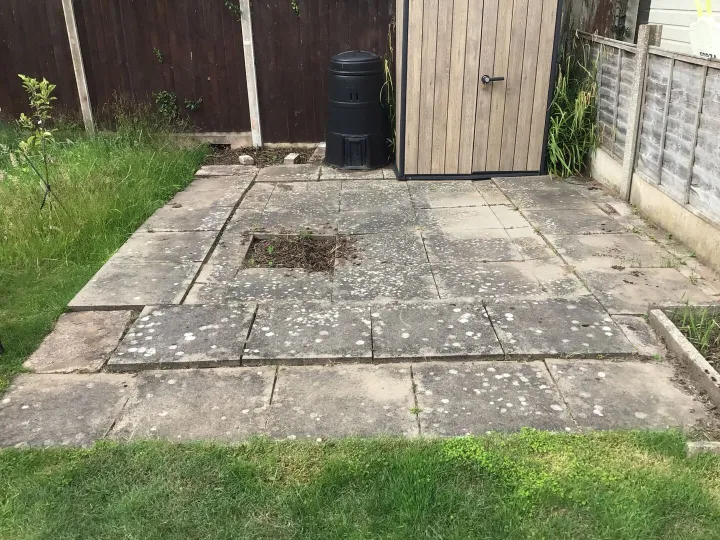 Items free to a good home! – 30 Concrete slabs 60 X 60 inch n/r