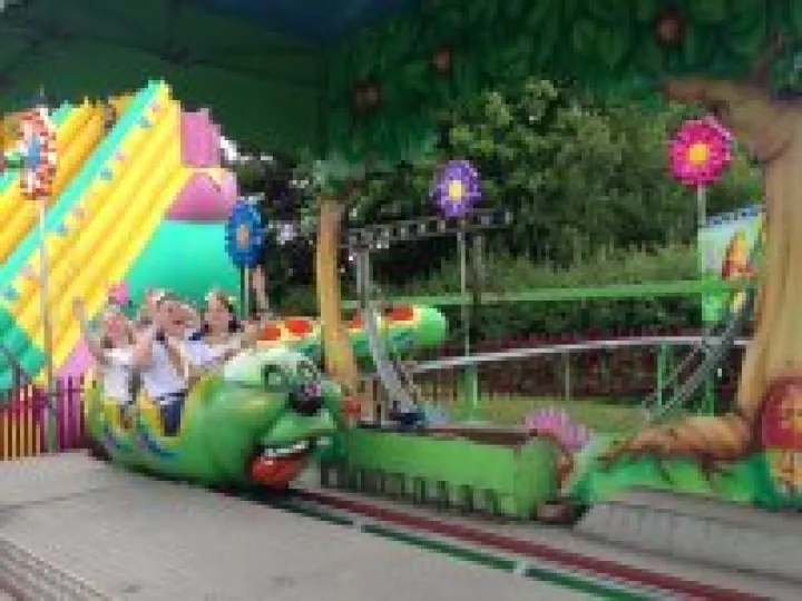 Emman Blain Caterpillar