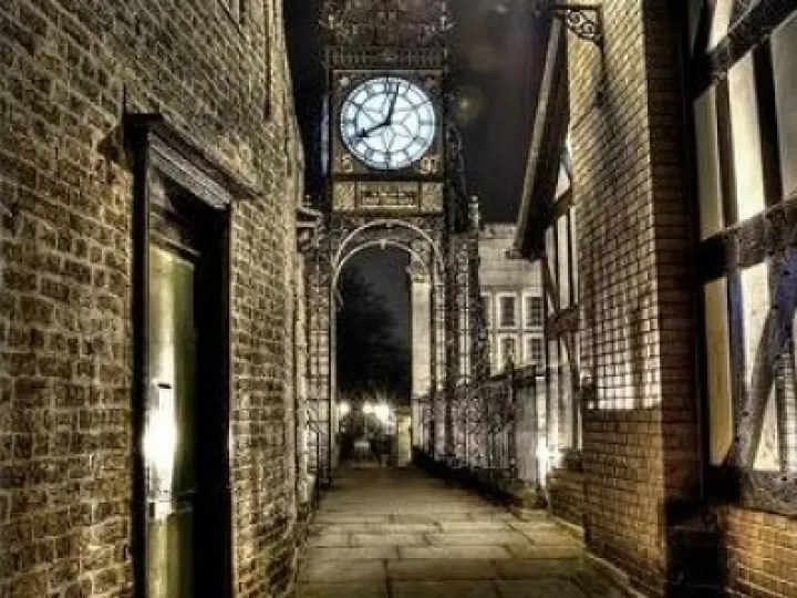 MarkCarlineEastgateClock2