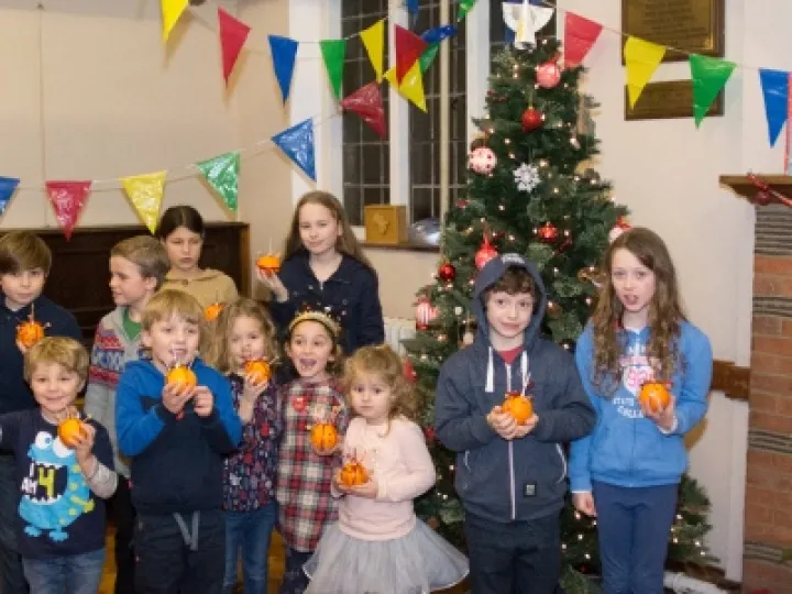 Whitchurch Stepping Stones Christingle