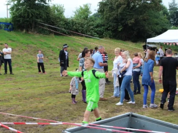 2016 Minshull Madness (6)