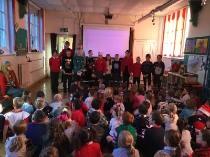 12AFC485-6550-4BB8-9CA4-AAD905F9AB8E