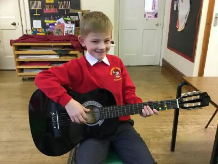 34D49F1E-FDBA-4893-B6CB-5E676E5BFD58