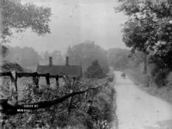 Woodside & Bridge Cottages from Minshull Hill
