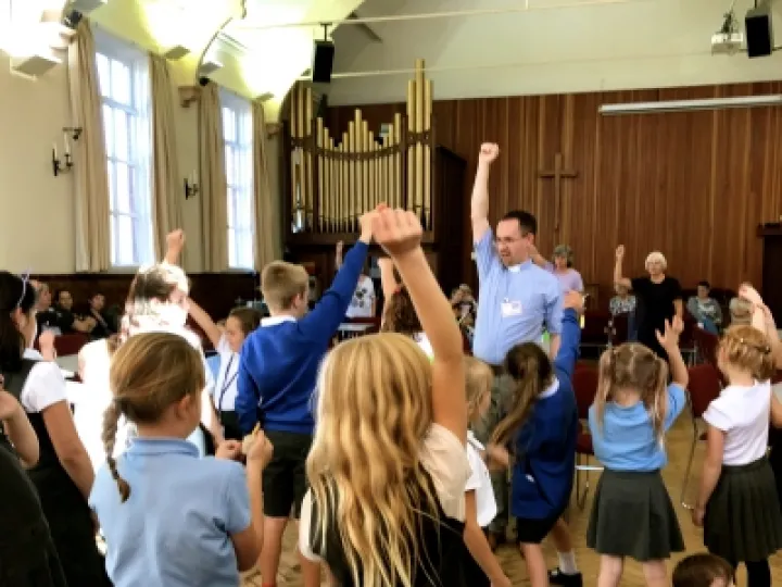 Messy Church 8