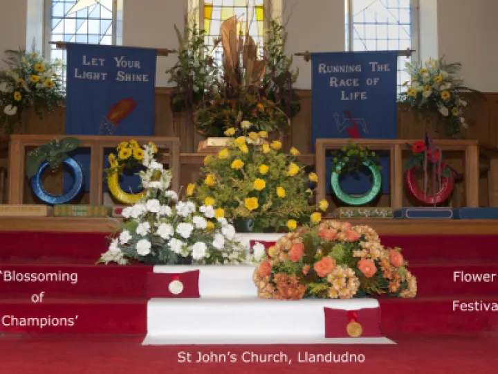 Flower Festival – Altar-jpg Blossoming of Champions 2012