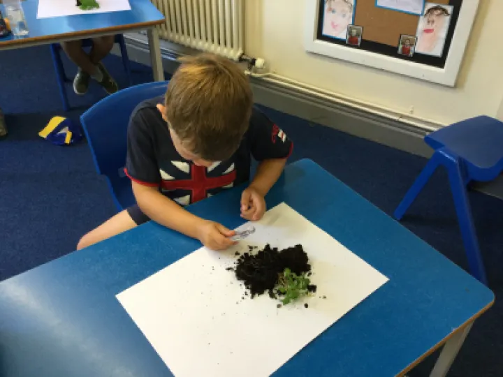 AF680C31-483A-4EF9-AA7A-608C7BAFF4B9