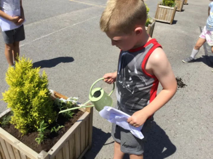 F6B0FFAD-EAF6-4297-9DEC-19E5A691F3B4