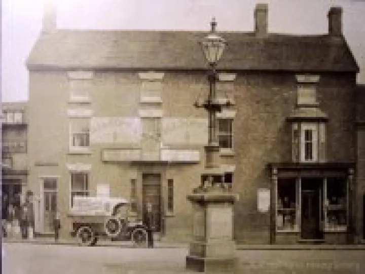 Phoenix with Coop Lorry in Front