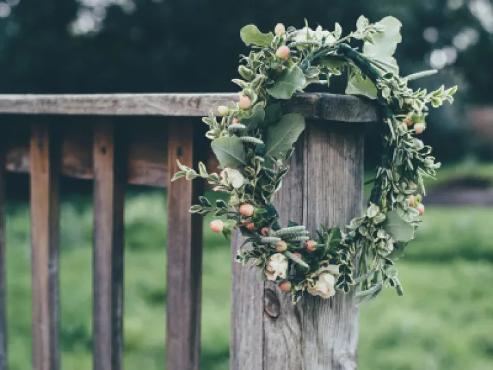 wedding flowers, wreath, green
