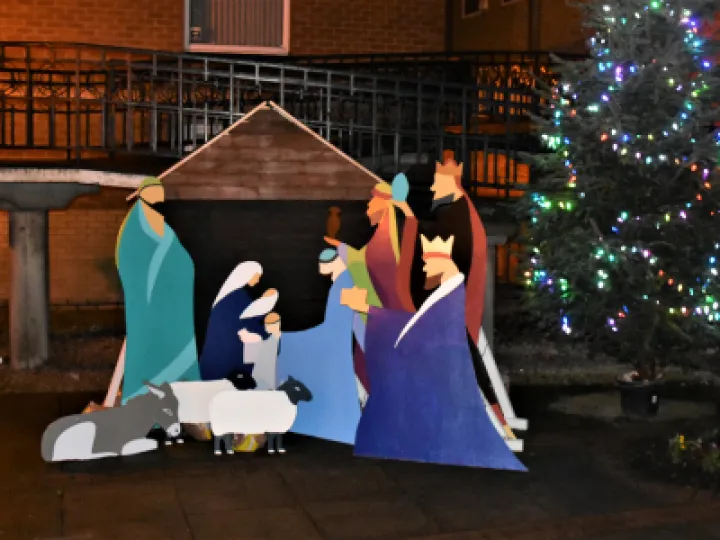 Central Nativity figures