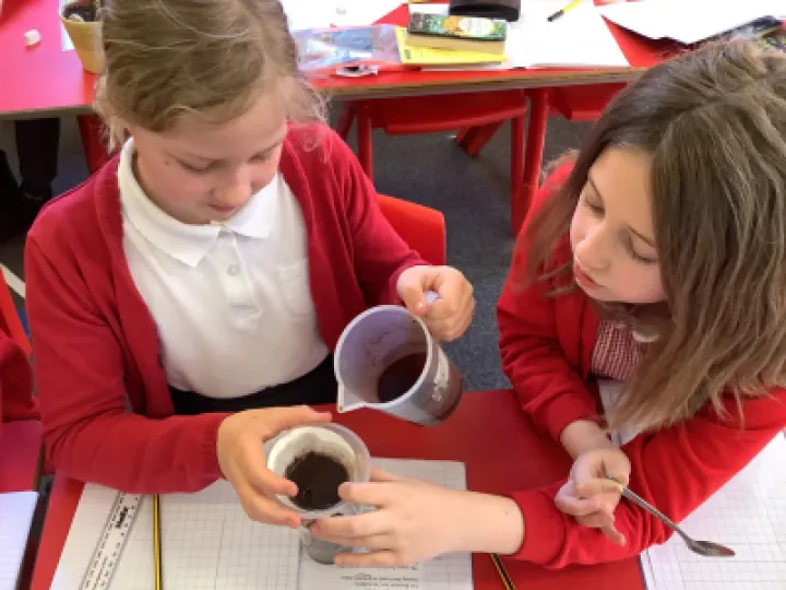 B47E5544-0001-44BE-9868-1075E9CC48A4