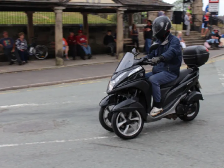 UNADJUSTEDNONRAW thumb 7ade