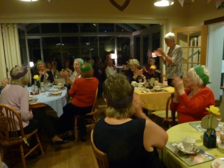 StA WG Christmas Dinner P1050141