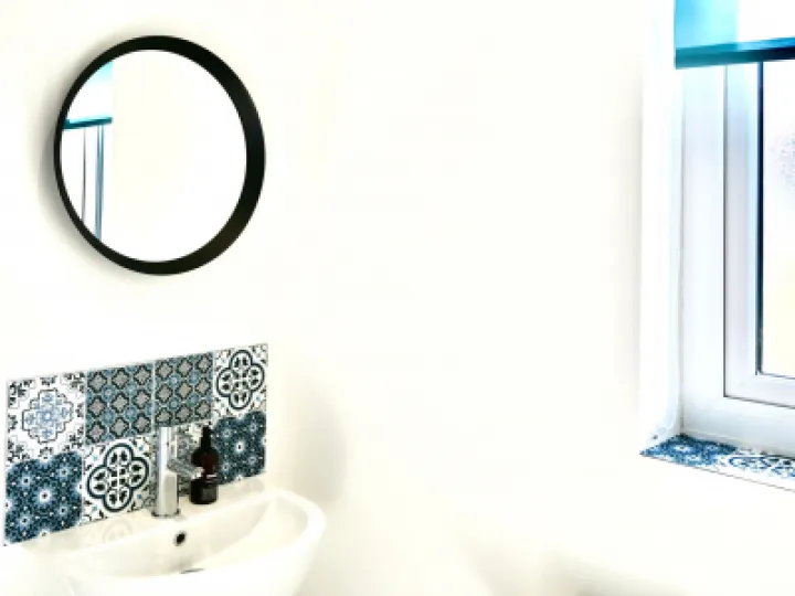 Downstairs shower room   1