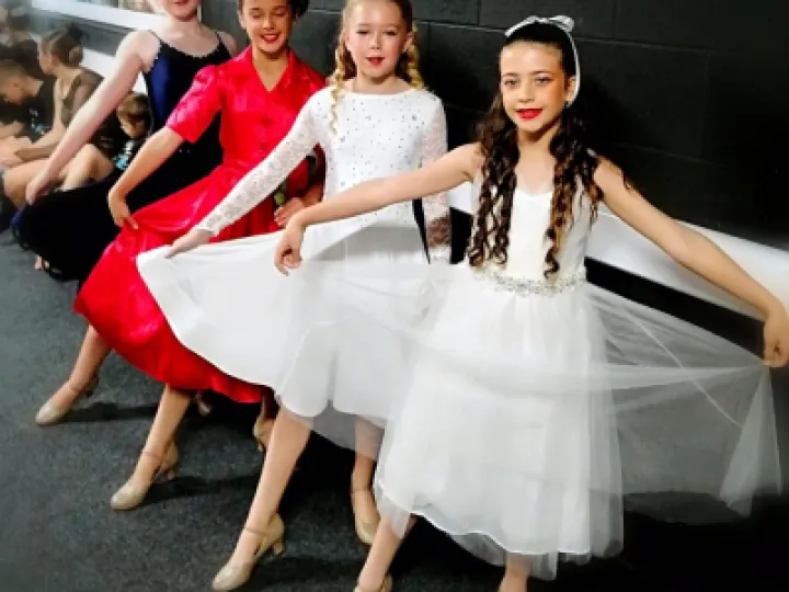 Deva Dance Festival 9A7EA15F-96CE-45C9-A411-7D6BE86F2DB2[348551]