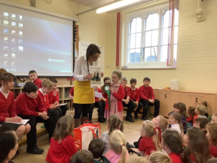 EADD51BC-E2EA-4F9A-9755-7B2F48B8A244