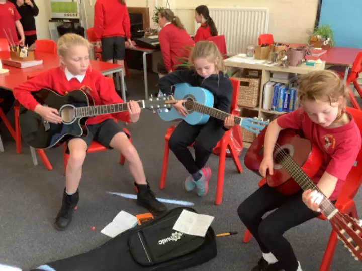 BC078728-618E-4841-A0E8-144230E18D8E