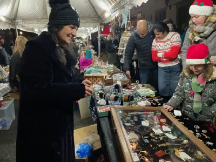 Nickys Vintage Clothing and Jewellery Christmas Market 2022