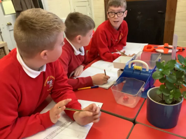 24A6E40E-1BFF-4EA2-98D3-E8CEDA5B9E24