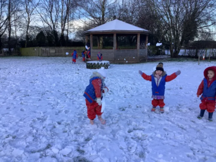 95ECA1F7-A933-49B1-885E-432BE3A089EA