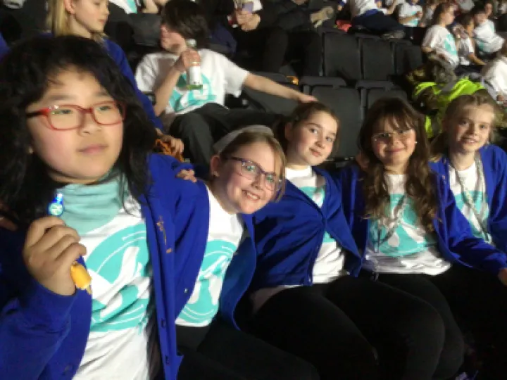 590C475F-4FAD-47C4-8F00-0489D23CD0F0