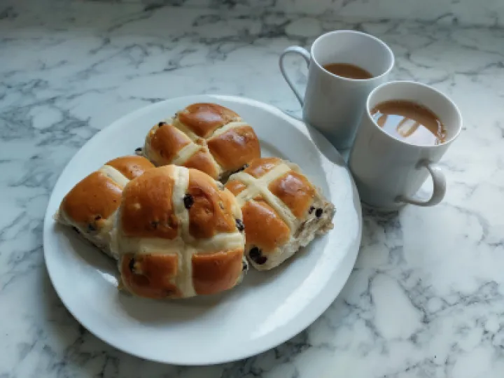 Hot Cross Bun