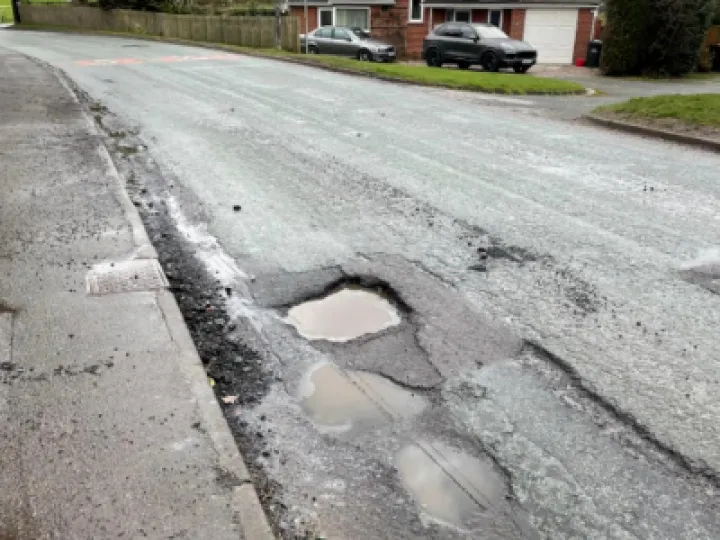 Cheshire St Pothole
