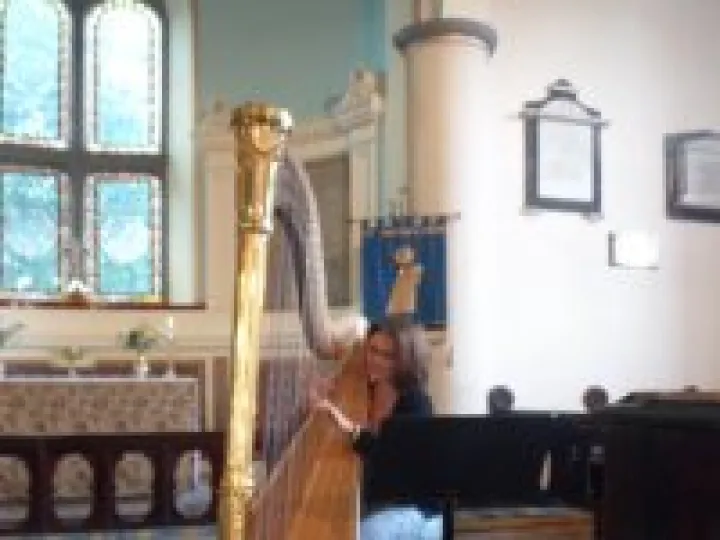 Chinchinha 90th service