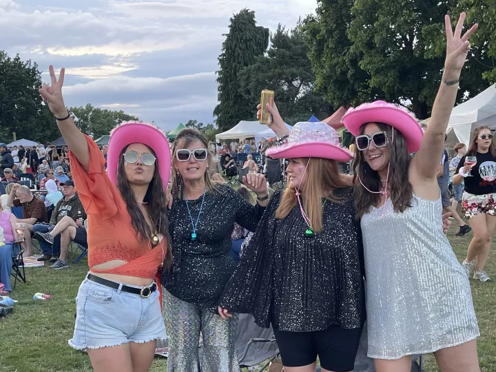 Party on the Park 7