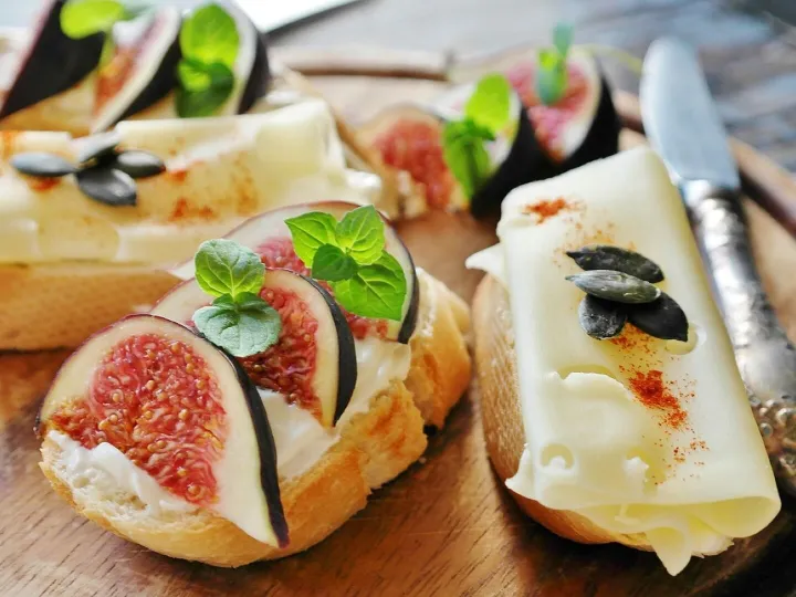 Fig, cheese, bread, food, cream cheese, goat